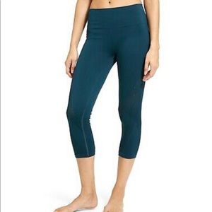 Athleta Mesh Seamless Capri